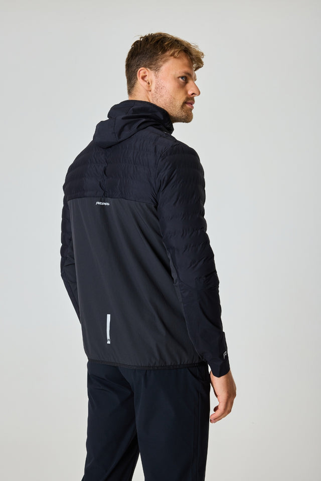 Cirrus Outerwear Jacket - Black / Carbon